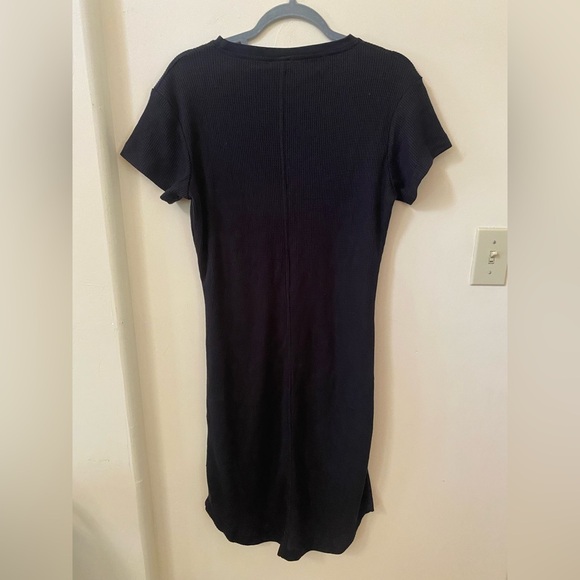 PUBLISH BLACK WAFFLE KNIT T SHIRT DRESS LIGHTWEIGHT BASIC SIZE M - Picture 2 of 9